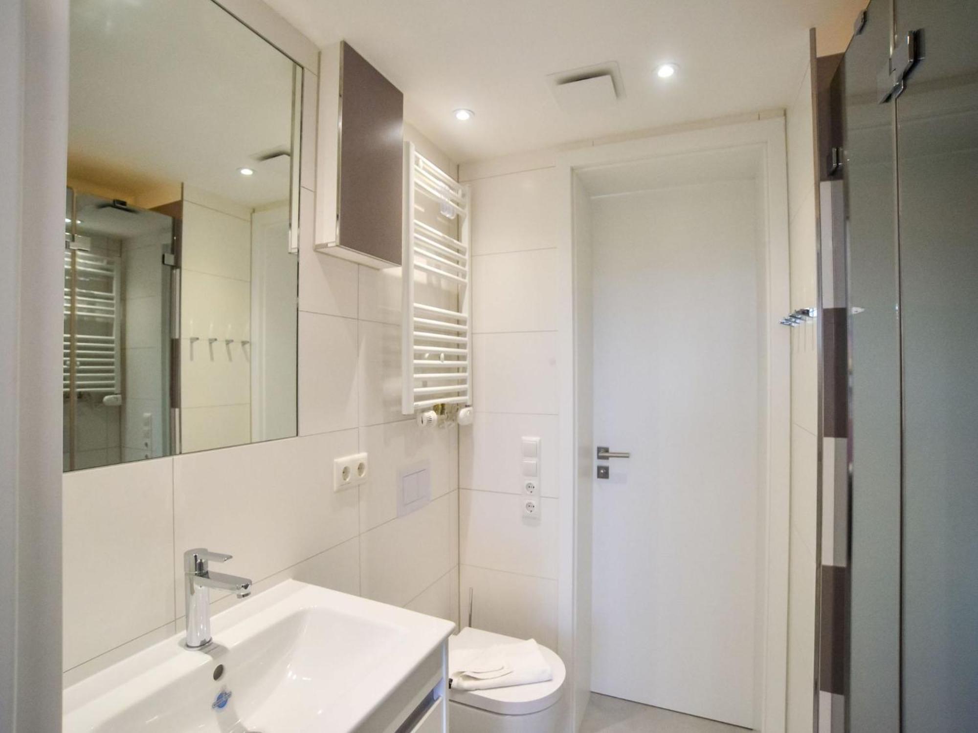 Apartment Dünenresidenz Prora - Mit Meerblick, 1 Schlafzimmer Und Balkon Np211
